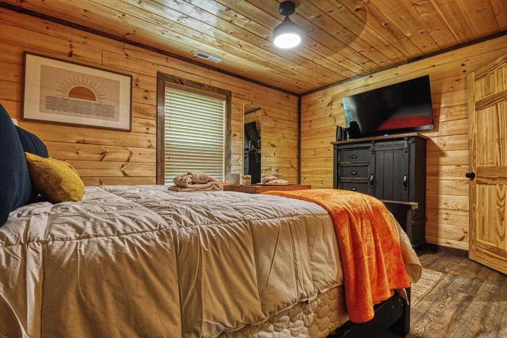 Adventure Retreat/Cabin/Pool+Hot Tub/Game Room+Theater Sevierville Exteriér fotografie