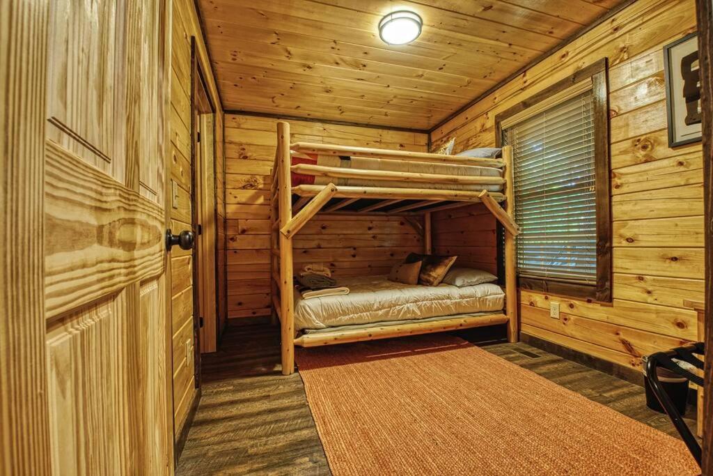 Adventure Retreat/Cabin/Pool+Hot Tub/Game Room+Theater Sevierville Exteriér fotografie