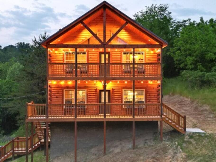 Adventure Retreat/Cabin/Pool+Hot Tub/Game Room+Theater Sevierville Exteriér fotografie