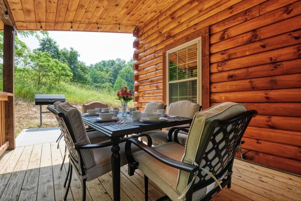 Adventure Retreat/Cabin/Pool+Hot Tub/Game Room+Theater Sevierville Exteriér fotografie