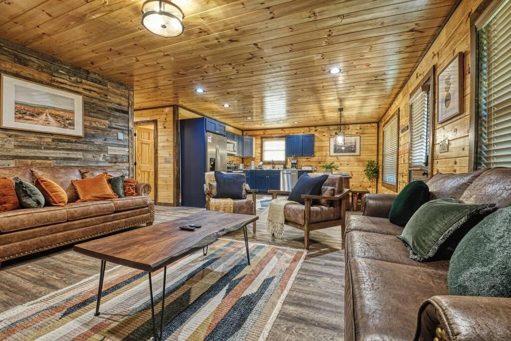 Adventure Retreat/Cabin/Pool+Hot Tub/Game Room+Theater Sevierville Exteriér fotografie