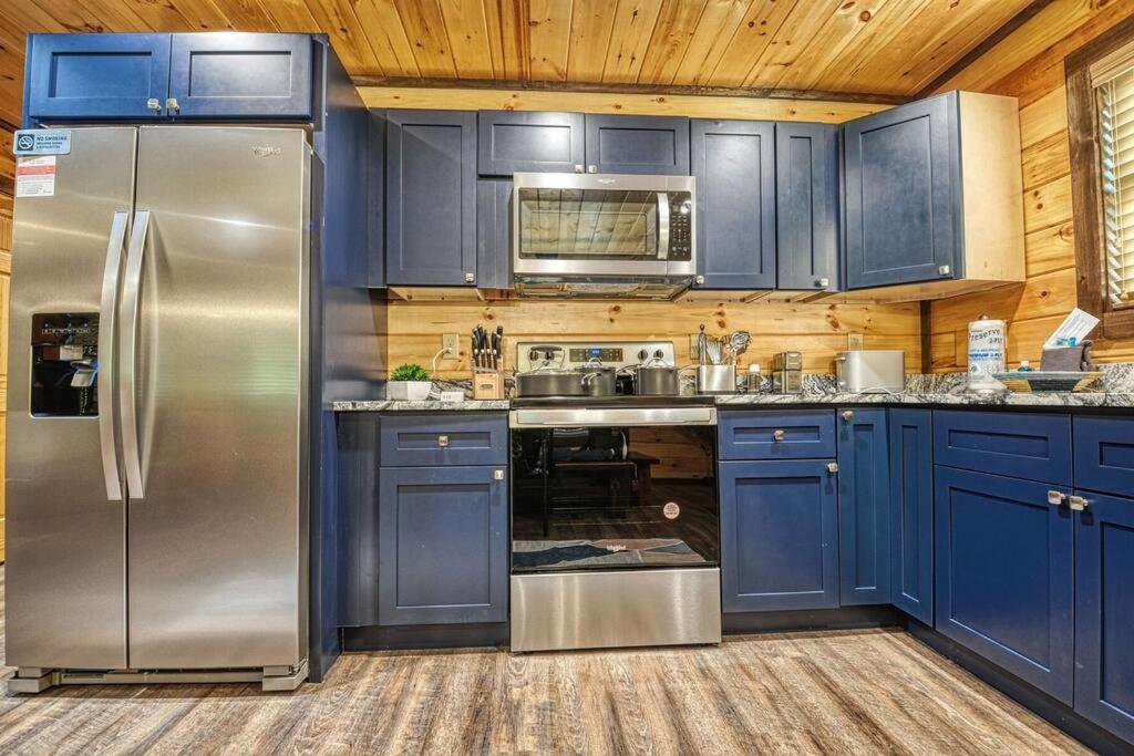 Adventure Retreat/Cabin/Pool+Hot Tub/Game Room+Theater Sevierville Exteriér fotografie