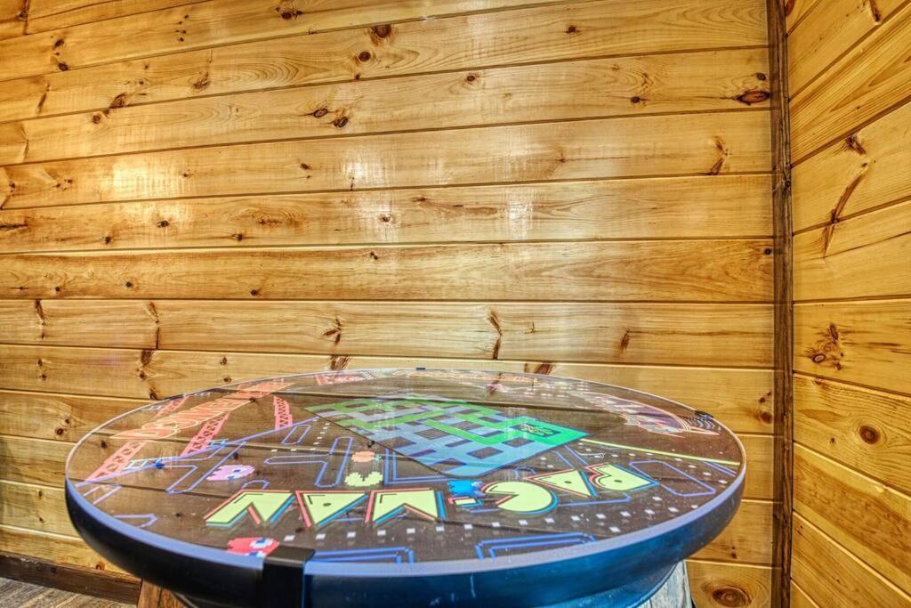 Adventure Retreat/Cabin/Pool+Hot Tub/Game Room+Theater Sevierville Exteriér fotografie