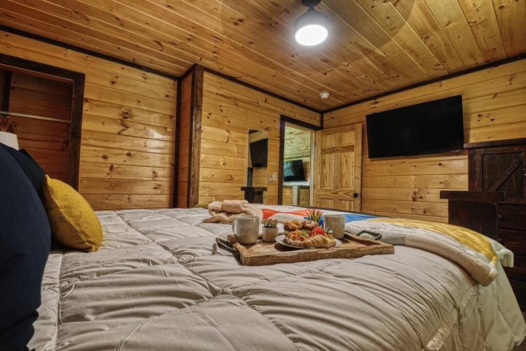 Adventure Retreat/Cabin/Pool+Hot Tub/Game Room+Theater Sevierville Exteriér fotografie