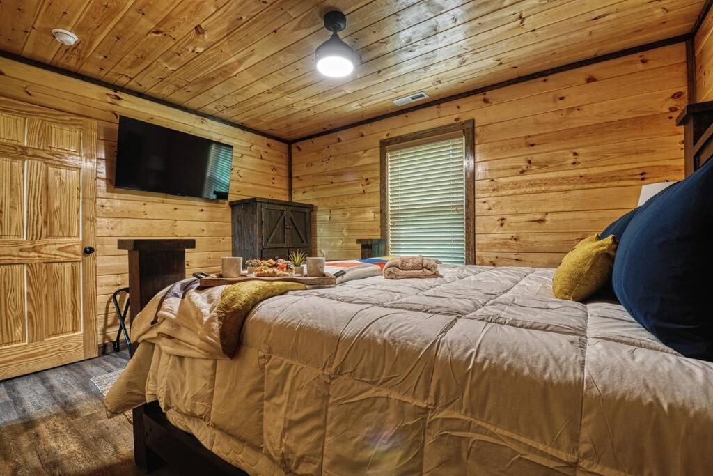 Adventure Retreat/Cabin/Pool+Hot Tub/Game Room+Theater Sevierville Exteriér fotografie