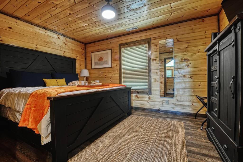 Adventure Retreat/Cabin/Pool+Hot Tub/Game Room+Theater Sevierville Exteriér fotografie